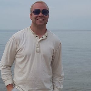 Meet your Posher, Grant